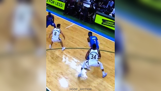 giannis antetomkoumpo. #basketball #sports #fyp #smooth #fypシ