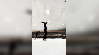 Falling love again and again #figureskating #figureskatingtiktok #ice...