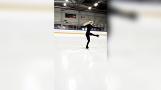 #figureskating #iceskating #figureskatingtiktok #iceskatingtiktok #fo...