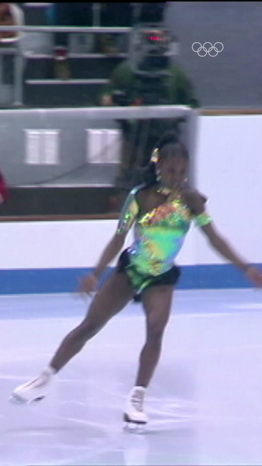 Surya Bonaly's jaw-dropping backflip on ice in 1992. #Olympics #Spo...