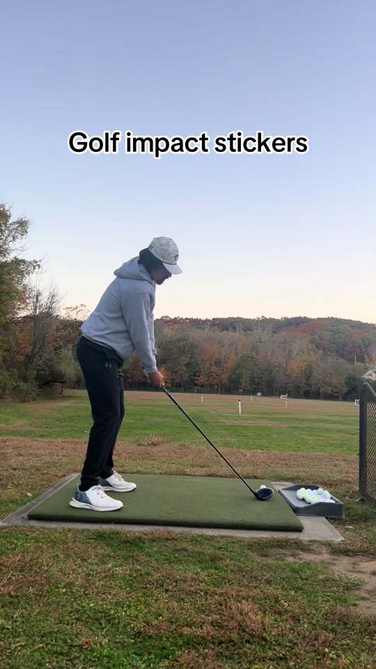 These golf impact stickers show EXACTLY where you’re hitting thr golf...