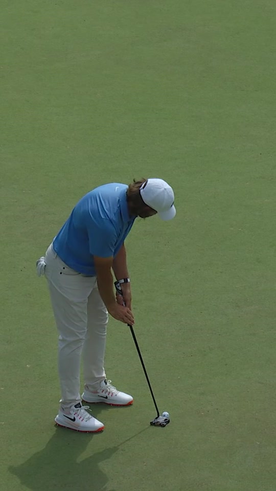 A birdie worth the wait at the last for Tommy Fleetwood #golf #golf...