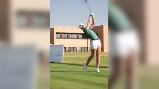Polly Mack’s swing on repeat #satisfying #golf #golfswing #viralgol...
