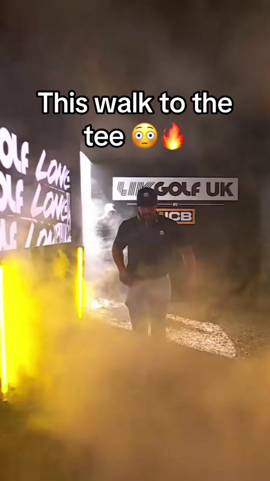 This atmosphere walking to the tee #golf #LIVGolf #brysondechambeau