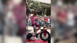 Tadej is ready ⏱? @UAE Team Emirates #giroditalia #giro2024 #tadej...