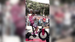 Tadej is ready ⏱? @UAE Team Emirates #giroditalia #giro2024 #tadej...