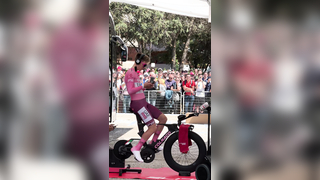 Tadej is ready ⏱? @UAE Team Emirates #giroditalia #giro2024 #tadej...