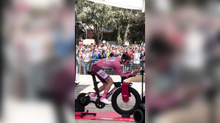 Tadej is ready ⏱? @UAE Team Emirates #giroditalia #giro2024 #tadej...