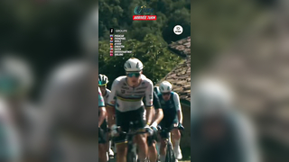 ?? Attaque de Pogacar à 76km de l'arrivée sur les Championnats d'Eu...