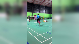 Smashes, rallies, and fierce competition! The CFK Badminton Face Of...
