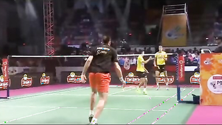World fastest badminton smash in competition : 426 kmph ! #viral #tik...