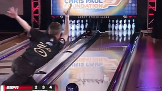 2012 Celebrity Bowling #celebritybowling #bowling #blakegriffin