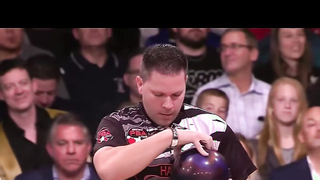 2018 Celebrity Bowling Showdown #celebritybowling #bowling #peteweber...