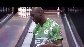 2018 Celebrity Bowling Showdown #celebritybowling #bowling #peteweber...