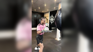 It’s an addiction #boxing #boxingtraining #boxingjab #jabjabjabrigh...