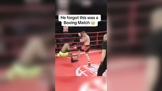 Technique on the takedown (via @TrillerTV) #boxing
