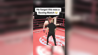 Technique on the takedown (via @TrillerTV) #boxing