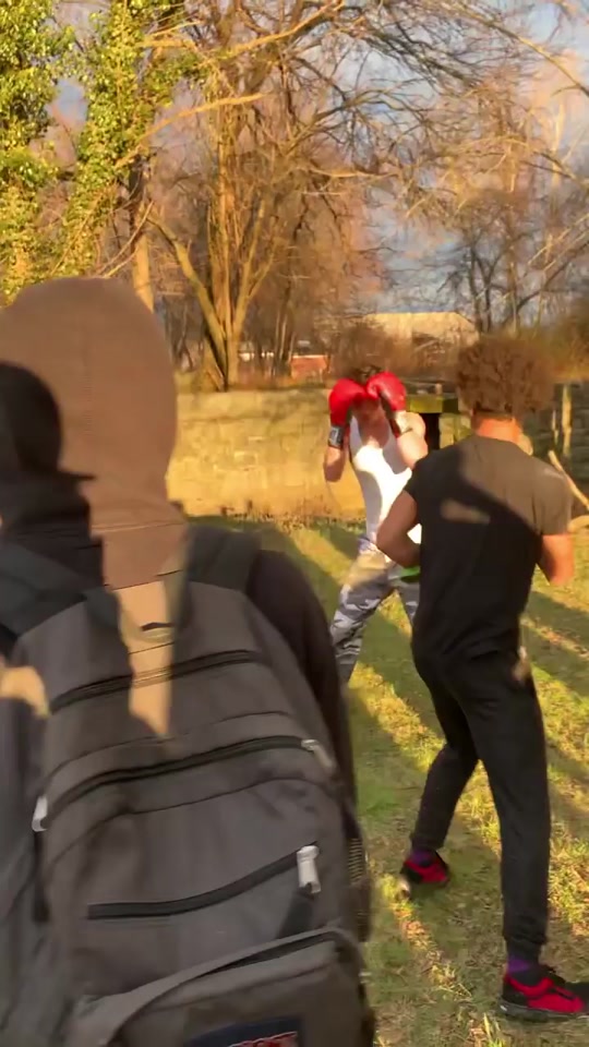 Bro got sent into another dimension (via IG: Gaelenphotos) #knockou...