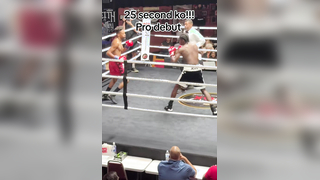 1-0 1ko #boxing #athlete #sports #boxinglife #proboxing #boxingtraining
