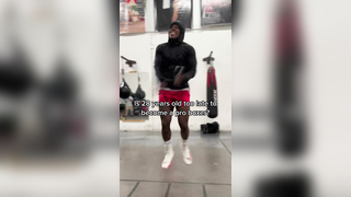 The average boxer goes pro a little over 20 years old. #boxing #boxin...