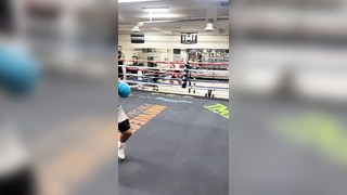 ? #boxing #boxingsavedmylife #proboxing #boxeo #sparclub #sparring ...