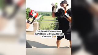 This 24-0 PRO boxer was IMPRESSED with how GOOD N3on was #n3on #be...