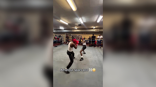 I cant tell the amateur from the pro tbh (h/t lilngb/IG) #boxingto...