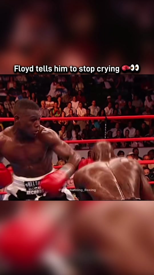 When Floyd Mayweather told his opponent to stop crying #fyp #floyd...