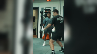 Bivol teaches his Soviet technique @Ben Amanna #boxing #fyp #vir...