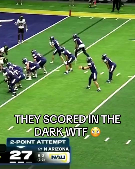 How did bro catch it in the dark tho? (via @ESPN) #collegefootball ...