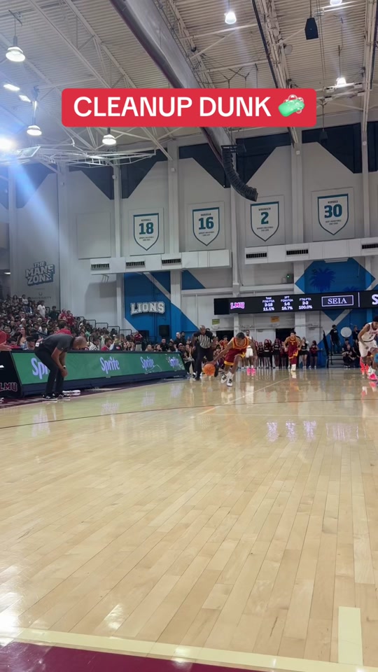 oh it’s like that @cbm._4 #usc #collegebasketball