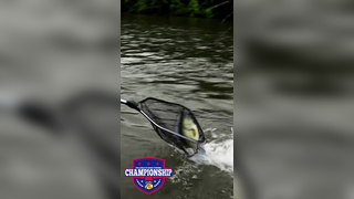 AN 8 POUNDER!!!   Watch the moment when eventual National Champions D...