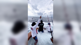 Crazy competitive fishing #fish #fishing #croc #fishinglife #fishi...