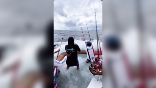 Crazy competitive fishing #fish #fishing #croc #fishinglife #fishi...