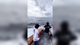 Crazy competitive fishing #fish #fishing #croc #fishinglife #fishi...