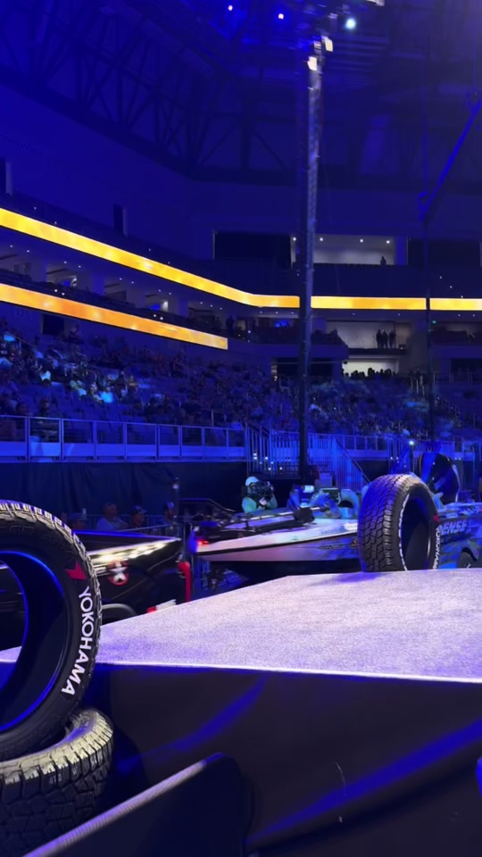 McKinney RUNNING to his first Classic weigh in! @Trey McKinney #Bassm...