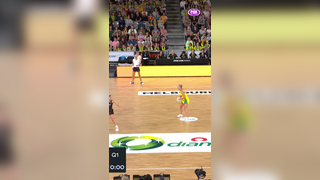 Quick thinkin' from Sophie #netball #skill #sports
