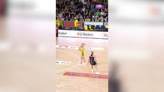 Quick thinkin' from Sophie #netball #skill #sports