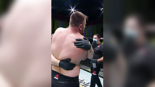 Кинул тренера на прогиб! #UFC #MMA #wrestling #suplex #viral #fight...