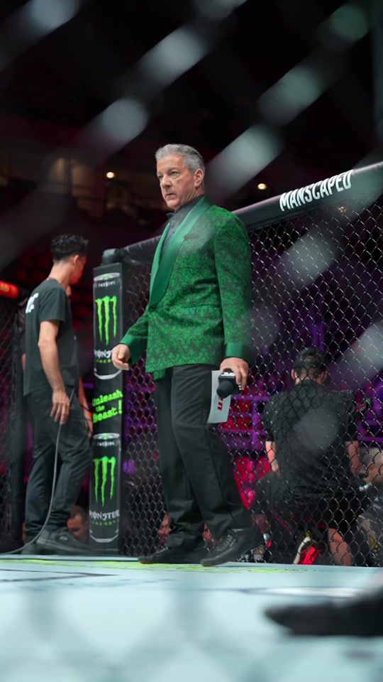 Bruce is LOCKED IN at UFC 301‍ #brucebuffer #ufc #mma