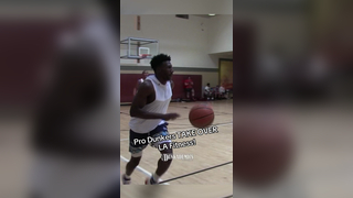 Dunkers take over LA Fitness! @Tor’i Bionic Brooks @Chris Staples @el...