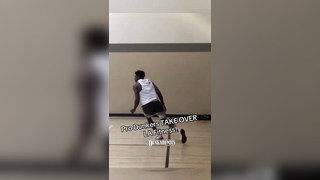 Dunkers take over LA Fitness! @Tor’i Bionic Brooks @Chris Staples @el...