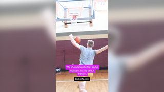 Yes, they can jump #basketball #insanedunks