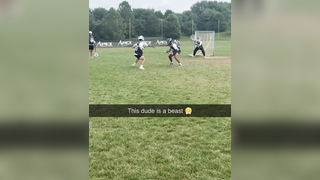 Who else loves watching a D-middie dominate a 1-on-1? (Remi Zeitlin...