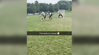 Who else loves watching a D-middie dominate a 1-on-1? (Remi Zeitlin...