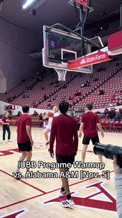 Lamar Wilkerson & Tucker DeVries warming up prior to their matchup a...
