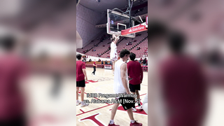 Lamar Wilkerson & Tucker DeVries warming up prior to their matchup a...