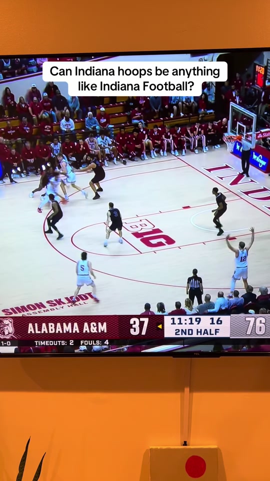 Indiana is still a basketball school btw #hoosiers #collegebasketba...