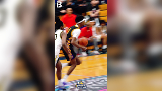 Joe Philon III MONSTER DUNK over 7'1 Obinna Ekezie Jr