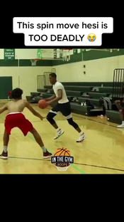 Oh my lord. @acewolf44/ig @inthegymhoops_/ig #basketball #anklebreake...